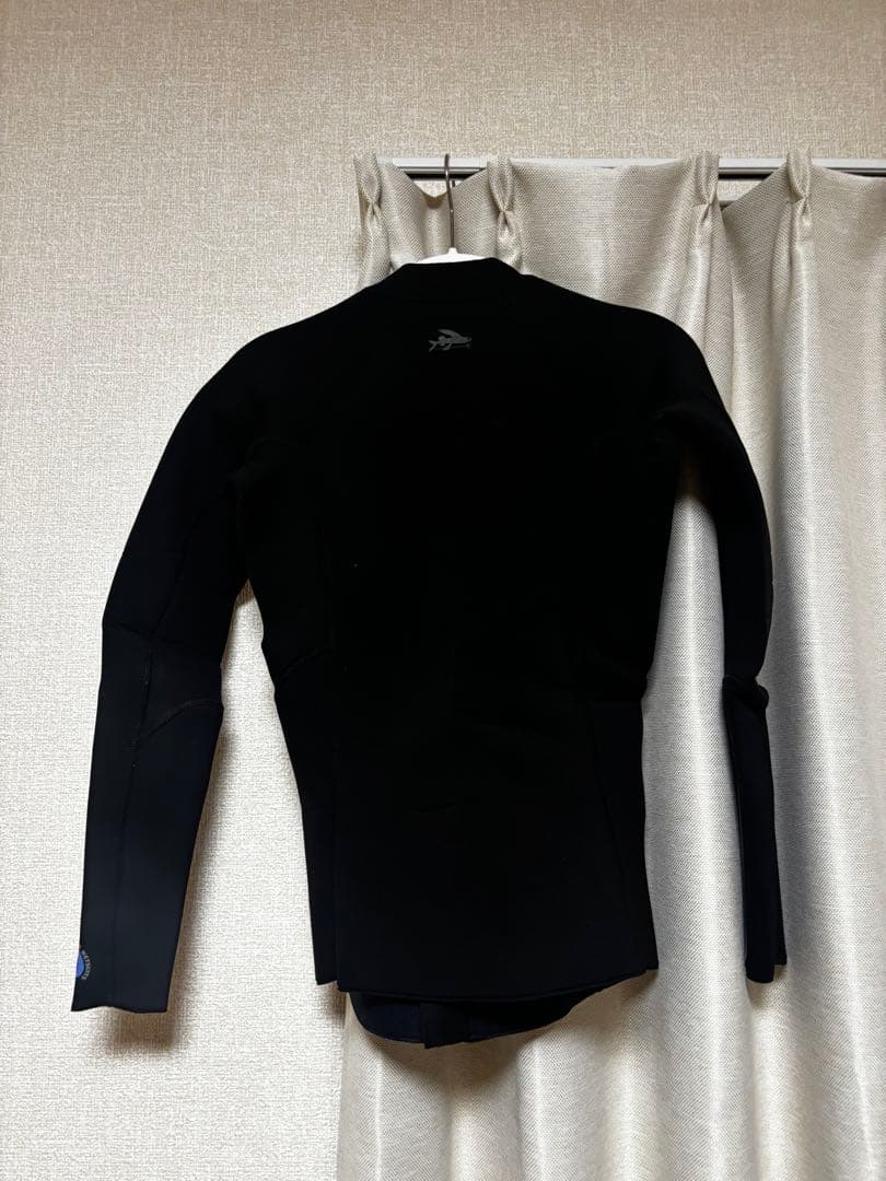 パタゴニア　レディース　タッパー　2mm