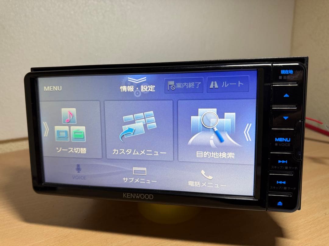 カーナビ MDV-L309W