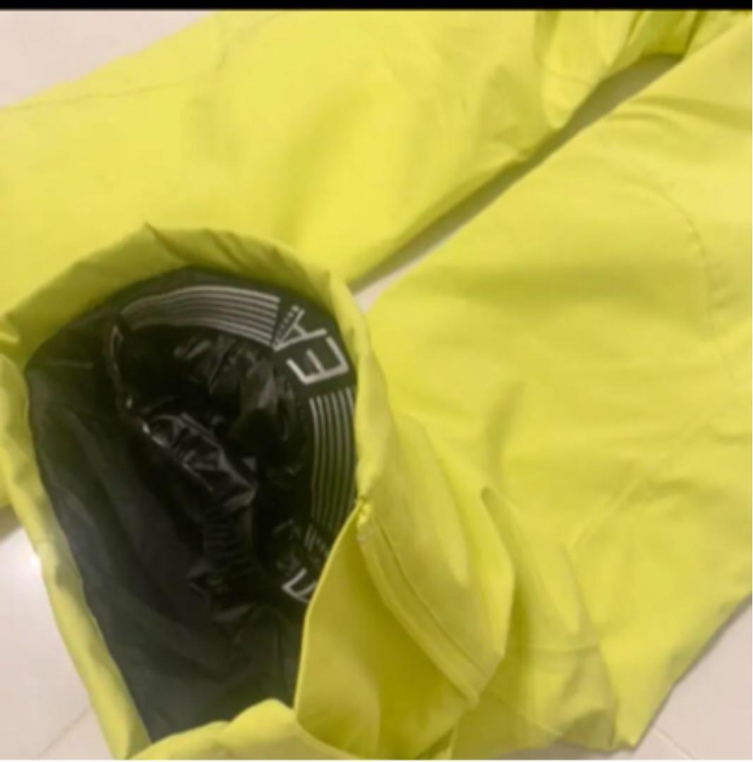 アルマーニ　スノーパンツ