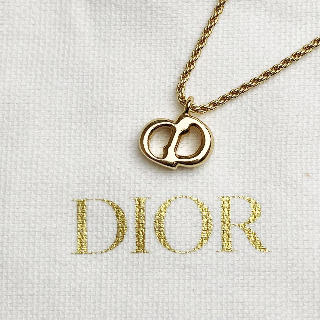 美品✨ クリスチャン　ディオール　ネックレス　CD　ブランドロゴ　ゴールド