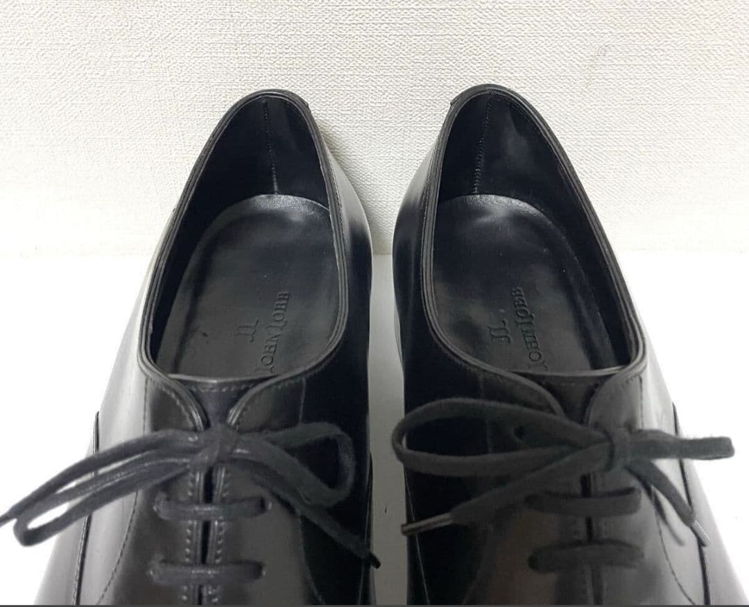 極美品ジョンロブ プレステージライン ガルニエ9E黒 プレーントゥ ホールカット