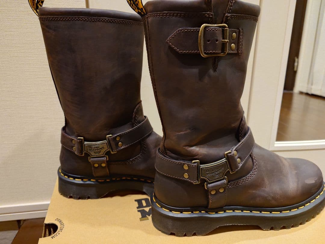 Dr. Martens ANISTONE HI ブーツ UK8 ダークブラウン