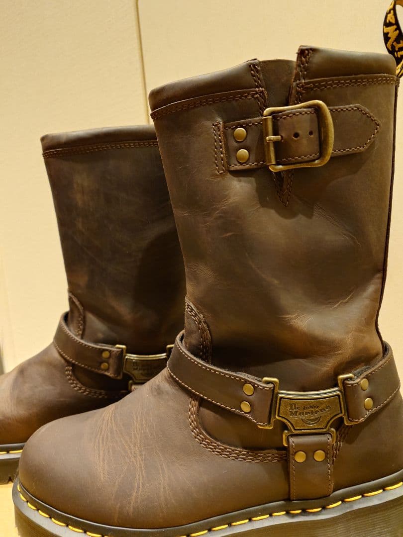 Dr. Martens ANISTONE HI ブーツ UK8 ダークブラウン