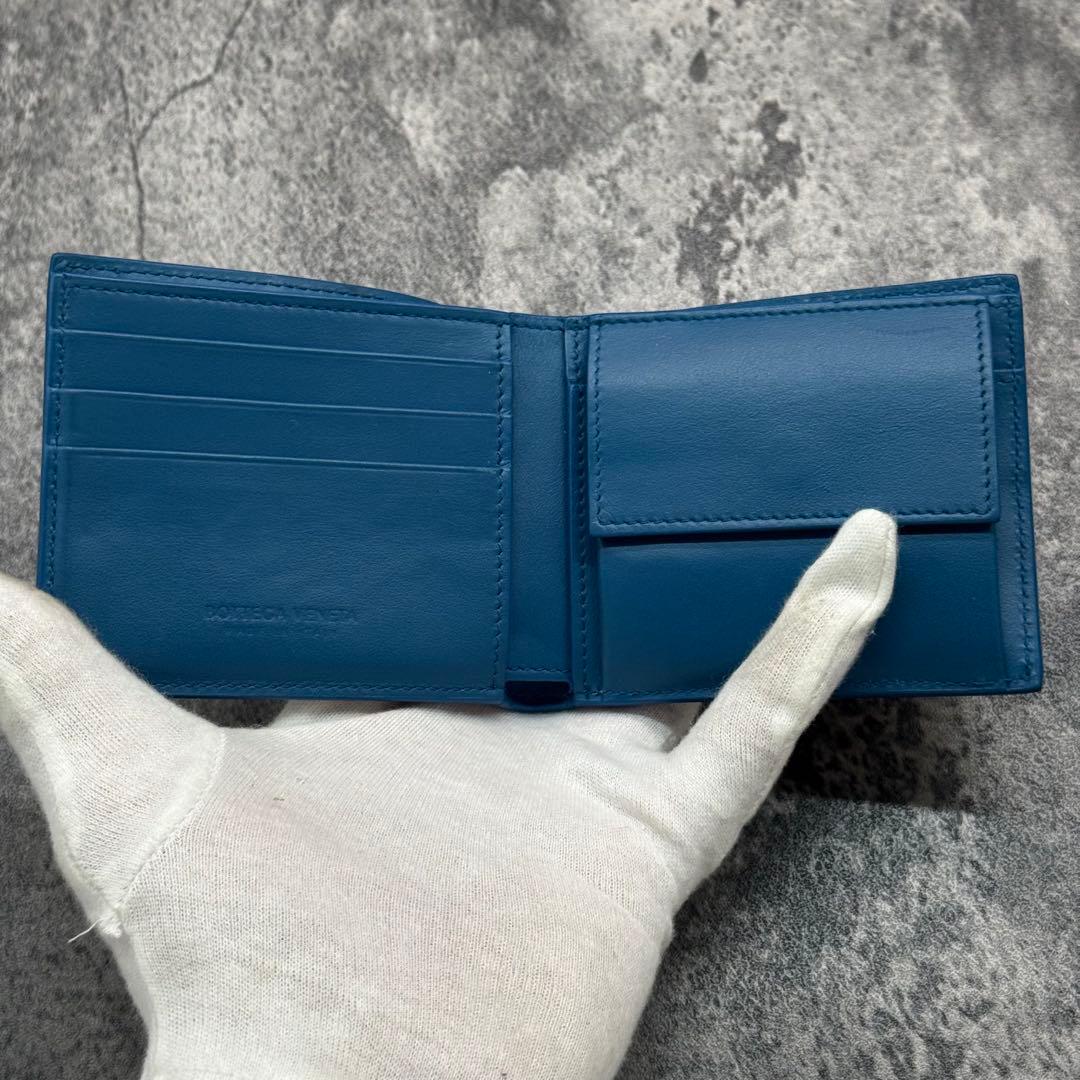 現行 未使用級✨ボッテガヴェネタ カセット マキシイントレ 二つ折り財布 ブルー