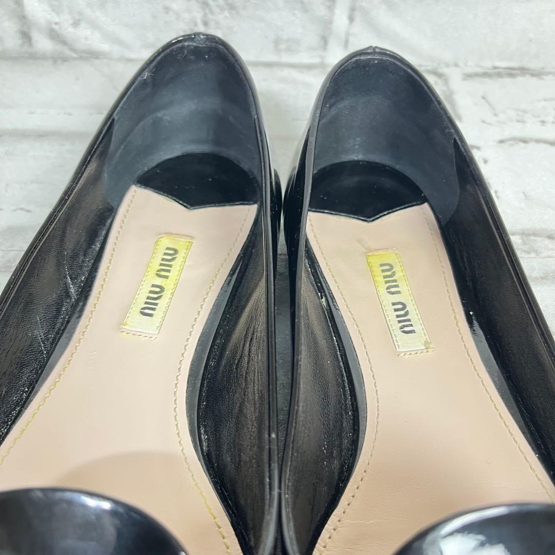 【美品】 miumiu エナメル パンプス ローファー ブラック