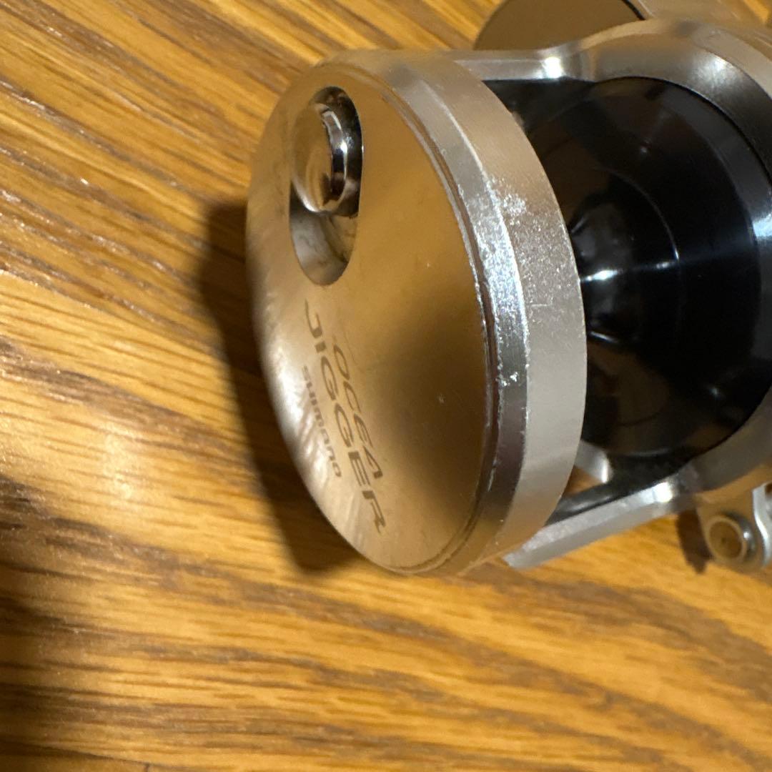 早い者勝ち　シマノ　11オシアジガー1500HG ベイトリール ギア比6.3:1