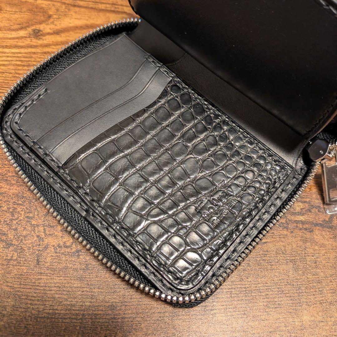 アリゲーター“ディープブラック”ジッパーミドル〜 no9ray