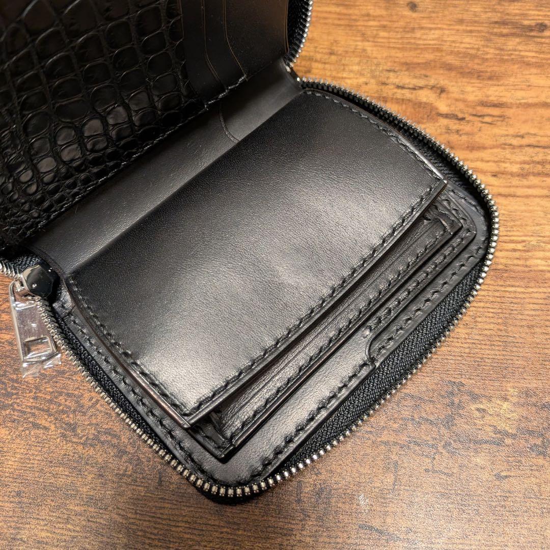 アリゲーター“ディープブラック”ジッパーミドル〜 no9ray
