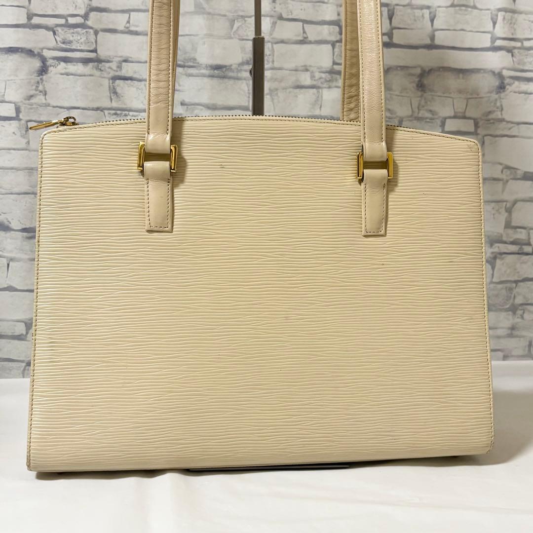 ヴァレンティノガラヴァーニ・エピレザー トートバッグ肩掛け A4可 保存袋付き