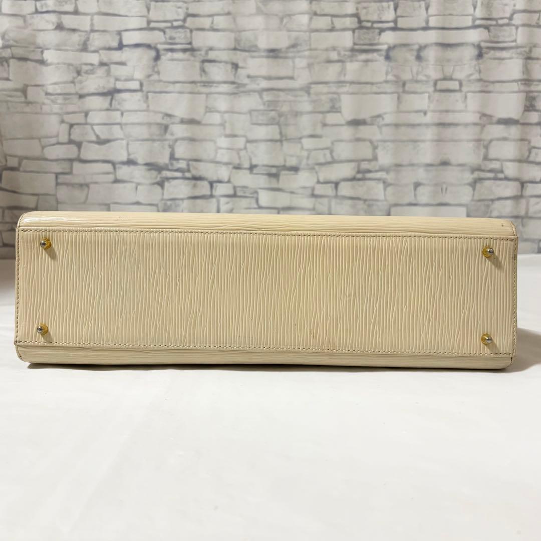 ヴァレンティノガラヴァーニ・エピレザー トートバッグ肩掛け A4可 保存袋付き