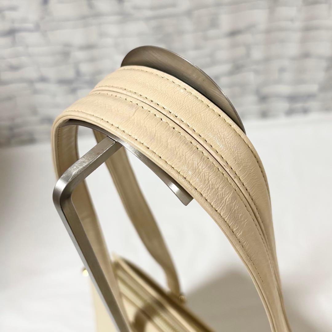 ヴァレンティノガラヴァーニ・エピレザー トートバッグ肩掛け A4可 保存袋付き