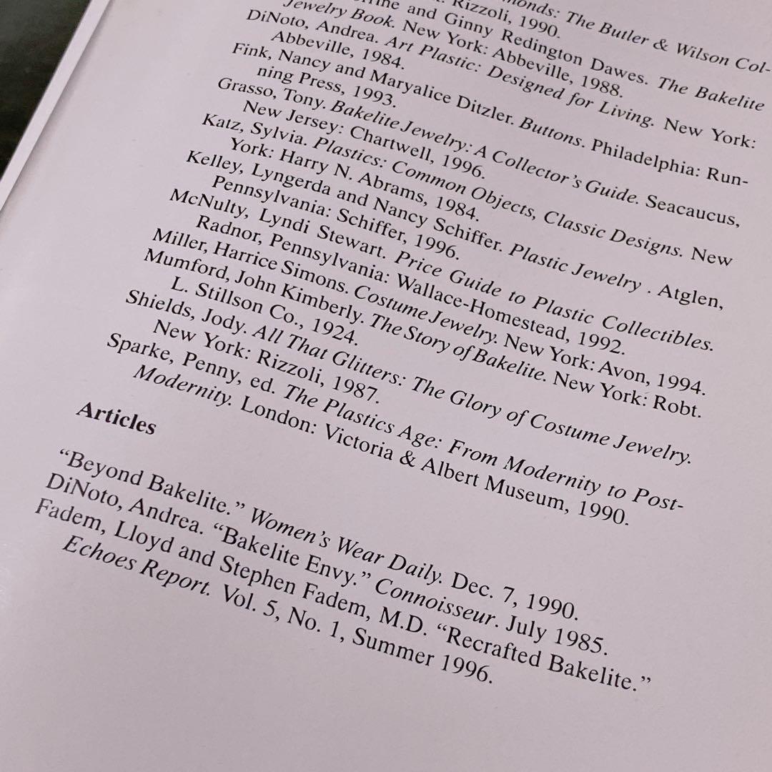 ベークライト Bakelite vintage 本