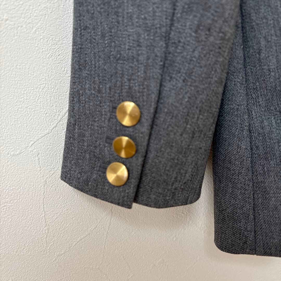 ナチュラルビューティーベーシック　ダブルブレストボクシージャケット グレー