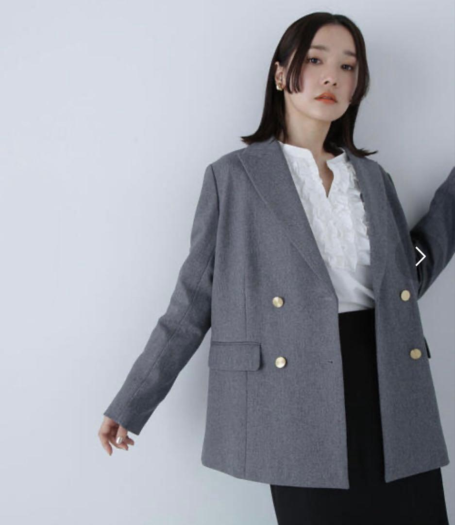 ナチュラルビューティーベーシック　ダブルブレストボクシージャケット グレー