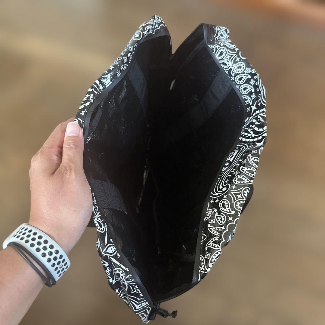 Supreme バンダナ柄エコバッグ