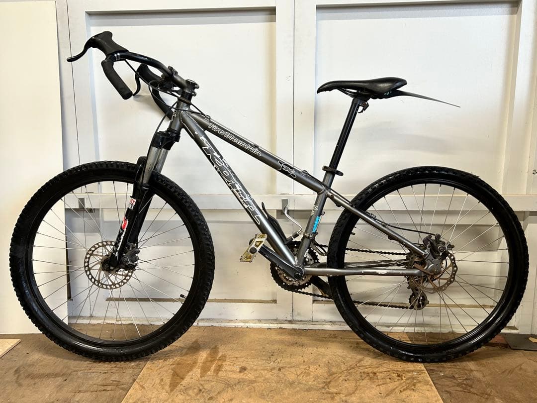 マウンテンロードバイク ディスクブレーキ アルミフレーム MTB