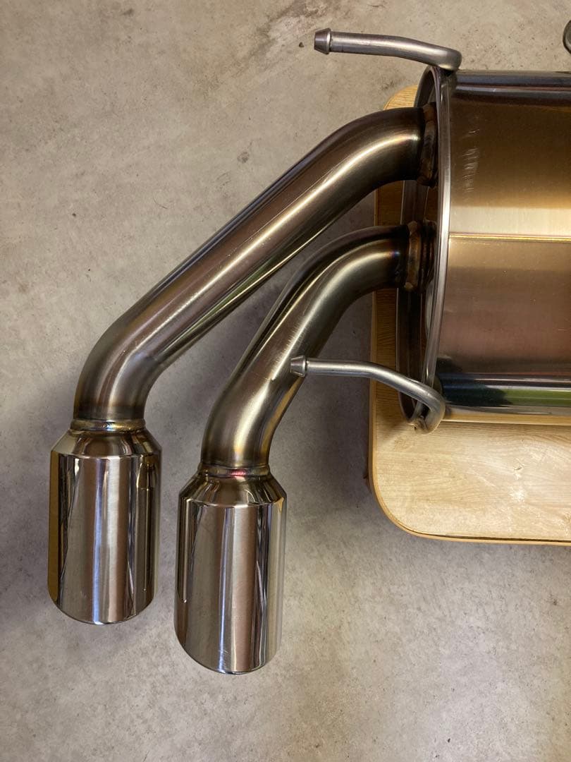 GR86 TRDマフラー本体 4本出し　車検対応　近郊なら手渡しでも可能