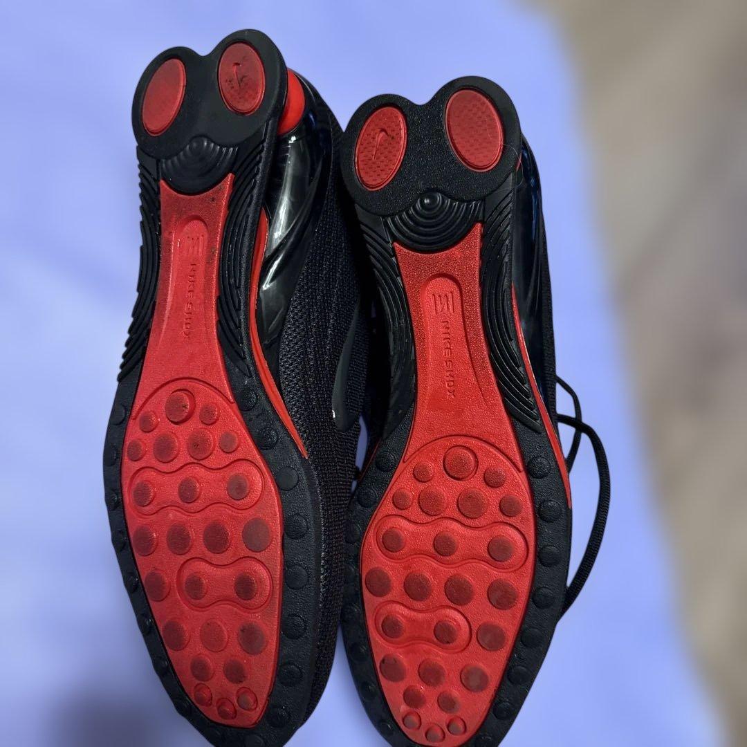 NIKE SHOX Z /ナイキウィメンズスニーカー ブラック/レッド