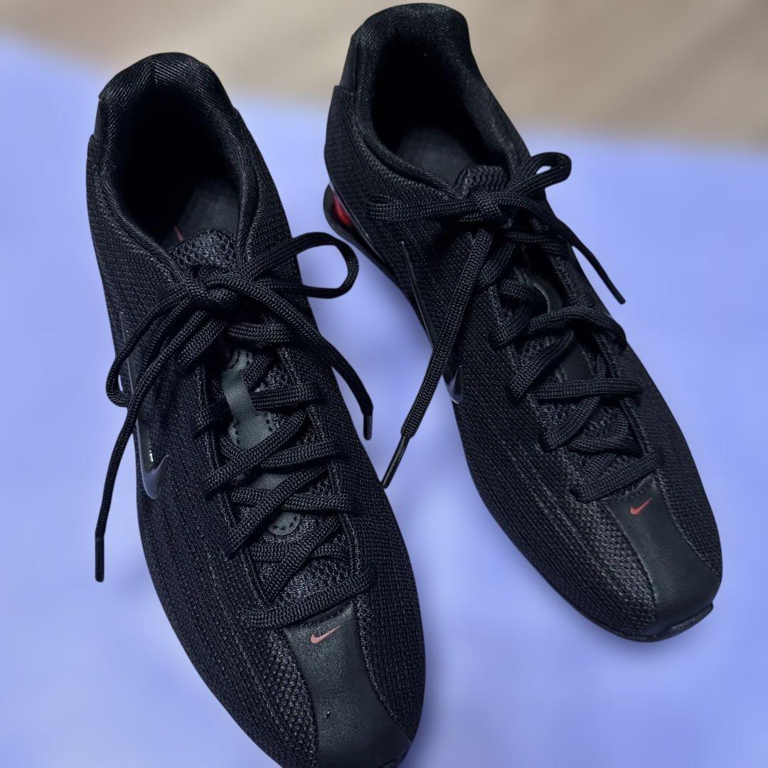 NIKE SHOX Z /ナイキウィメンズスニーカー ブラック/レッド