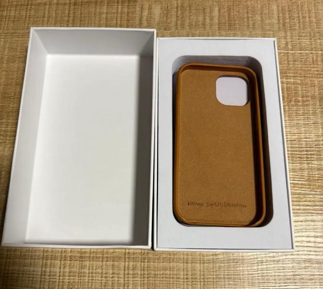 【モア】urbansophistication iPhone15