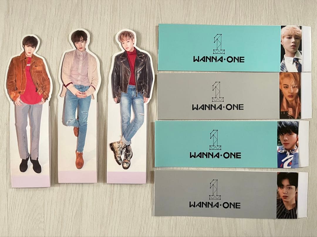 Wanna One アルバム、トレカ、ペンラ セット