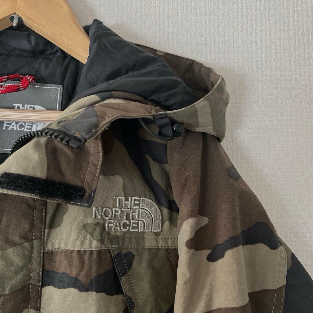 THE NORTH FACE 迷彩柄 スキー　キッズスノボ　ウェア　130