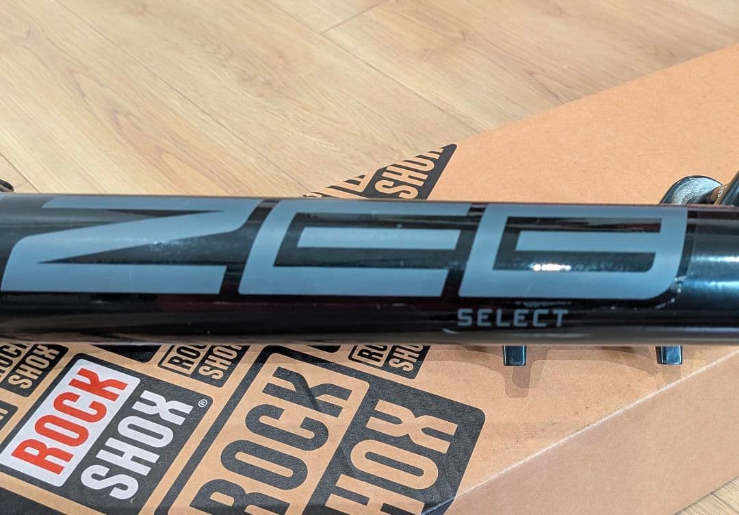 ROCKSHOX ZEB SELECT 29インチ サスペンションフォーク