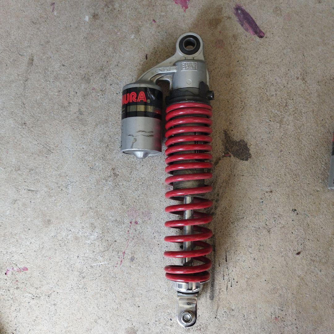 コ*ン様 リアサスペンション　ヨシムラ