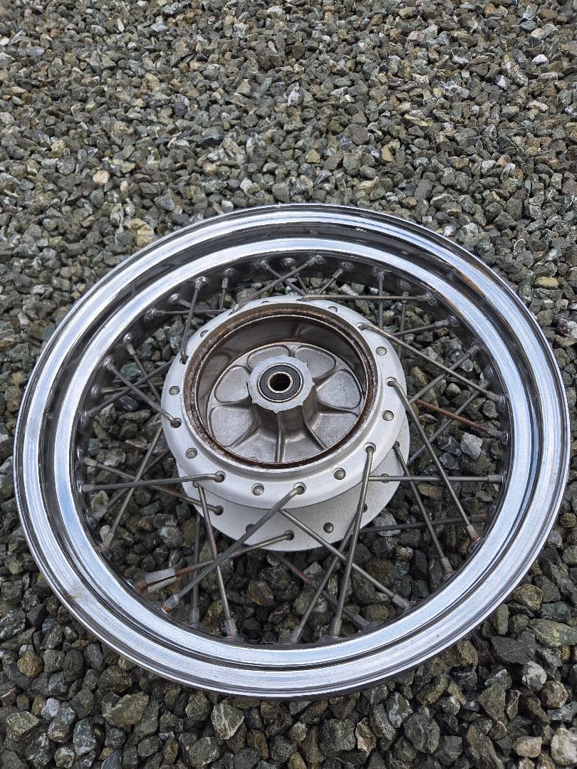 ドラッグスター 250 リアホイール