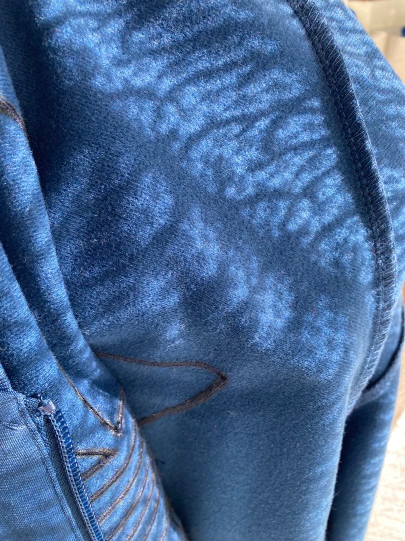 adidasアディダスレディーススポーツ、スタジャン、ジャンパー