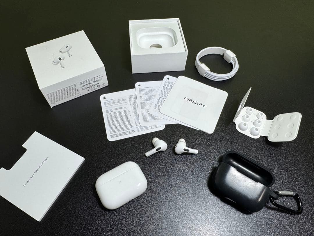 メ*め様 AirPods Pro 2 USB-C 本体 充電ケース 付属品完備