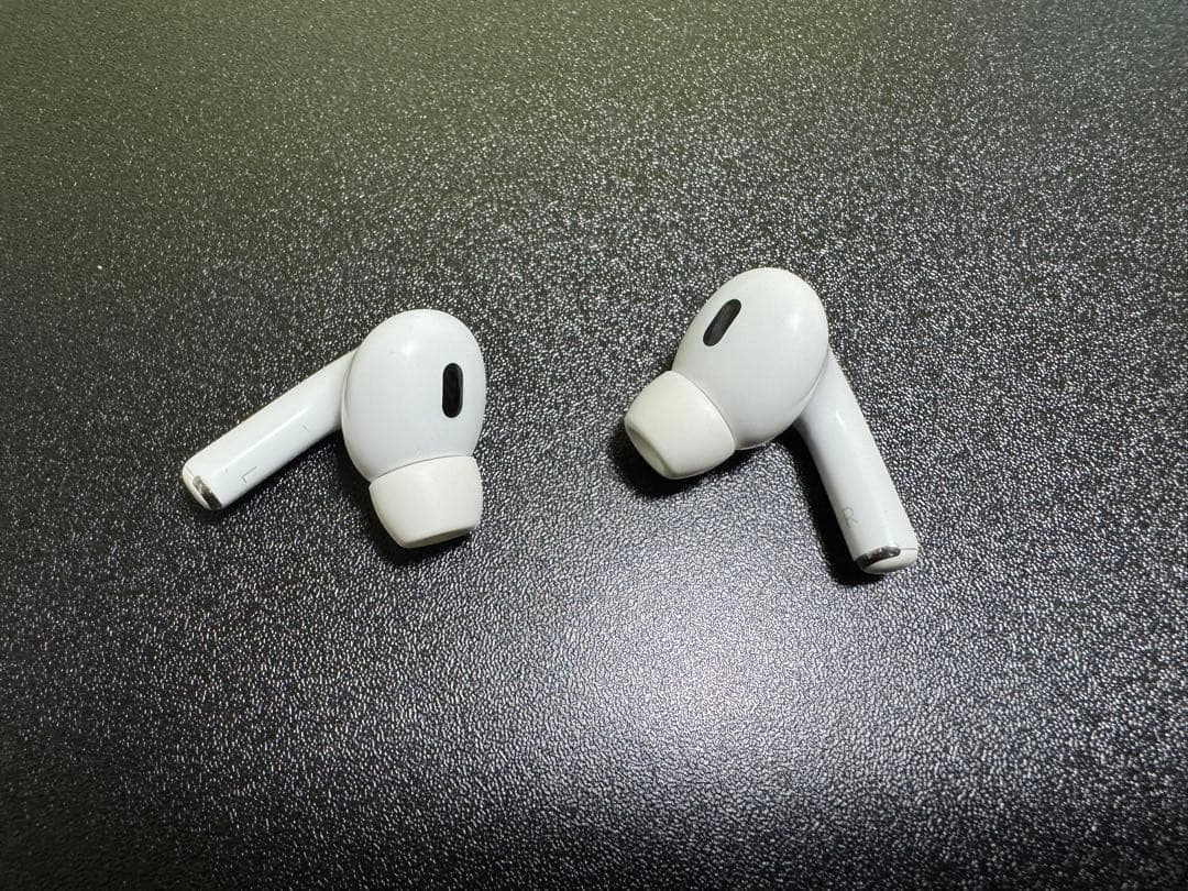 メ*め様 AirPods Pro 2 USB-C 本体 充電ケース 付属品完備