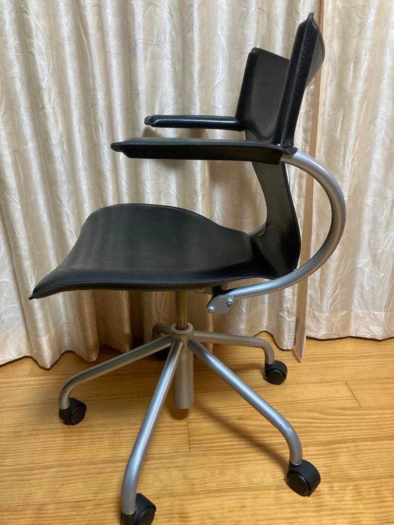 カリモク　karimoku XT 4310BJE チェア