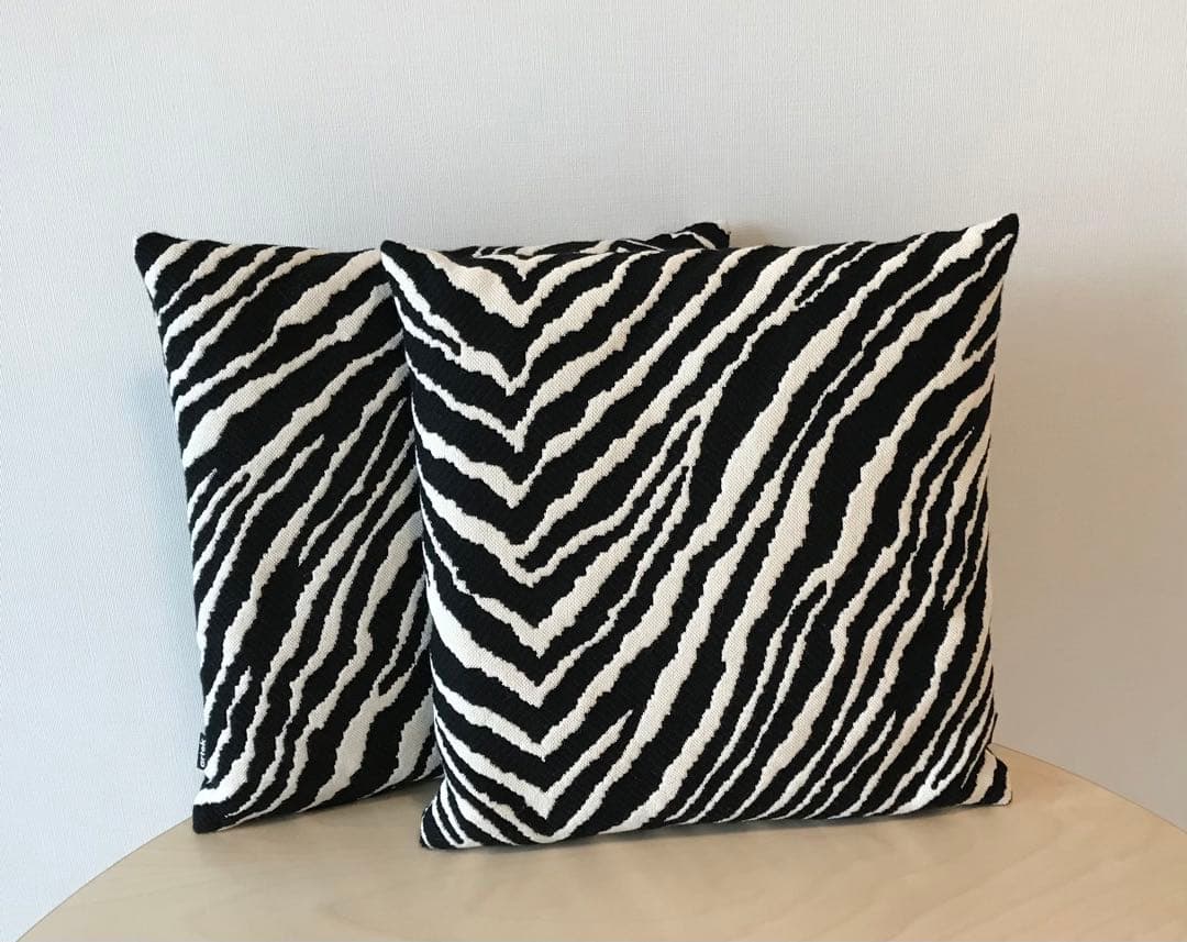 Artek ゼブラ ウール クッション2個セット
