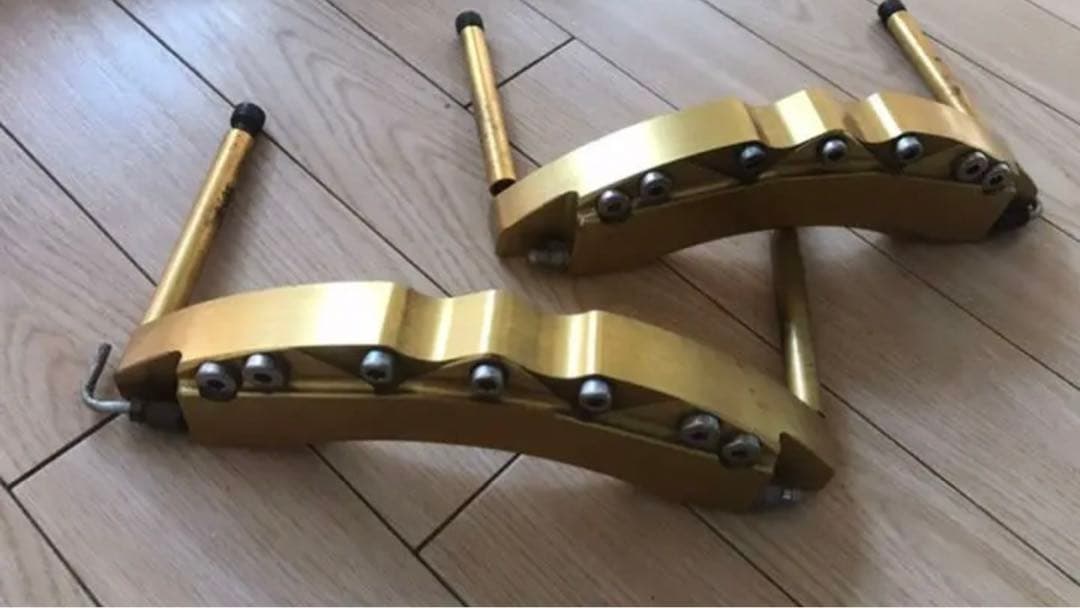 ハイエース廃盤エムテクノフェイクブレーキシステム