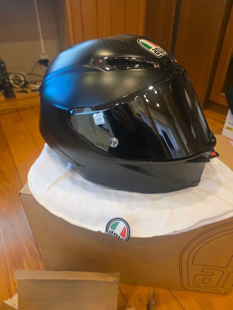 AGV Pista GP RR ヘルメット M