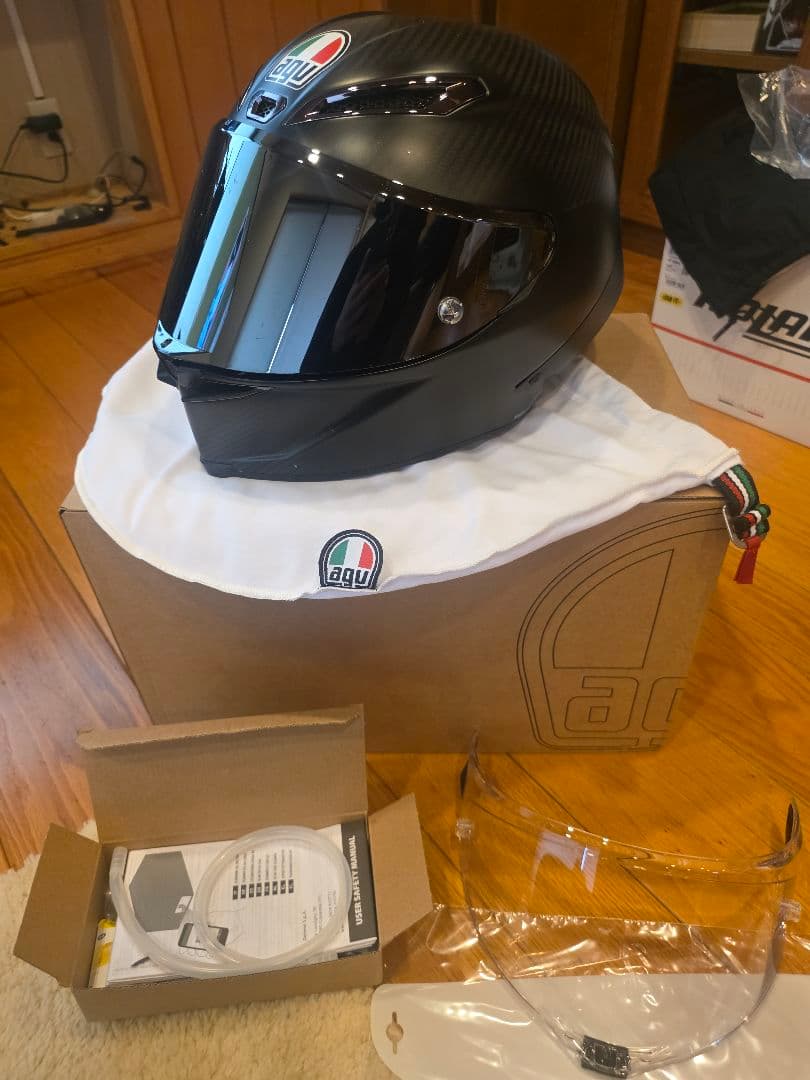 AGV Pista GP RR ヘルメット M