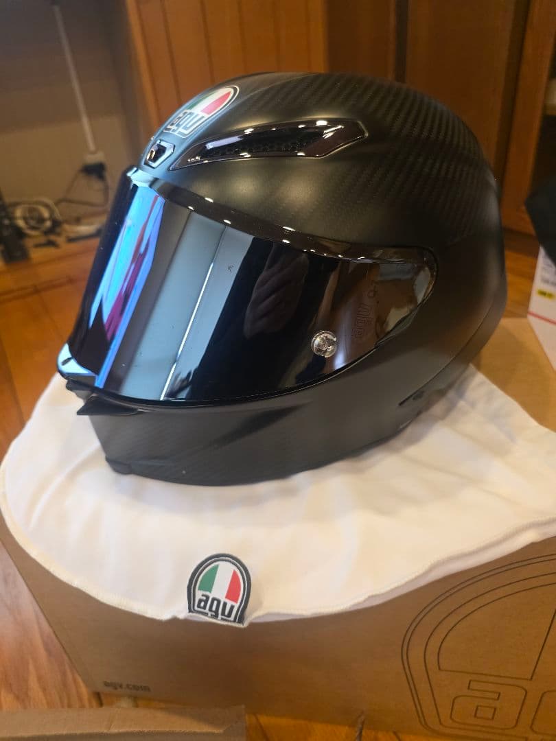 AGV Pista GP RR ヘルメット M