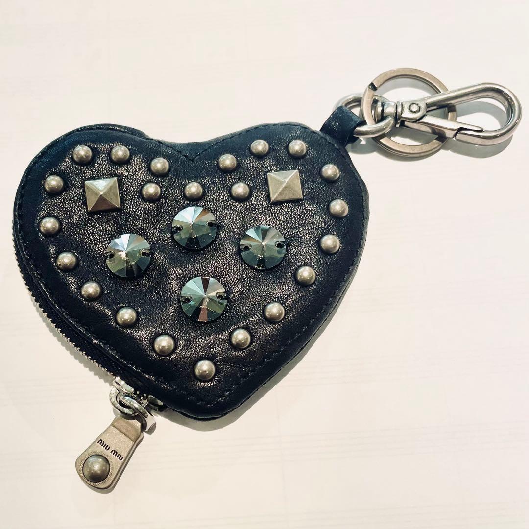 ももももももかMIU MIU ハート型 レザー クリスタル チャーム