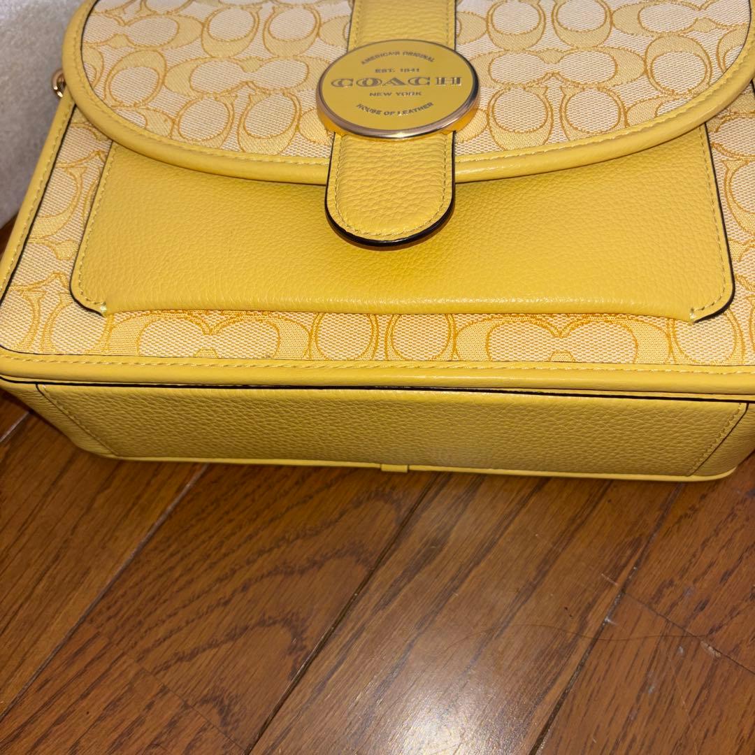 未使用品　COACH イエロー ショルダーバッグ