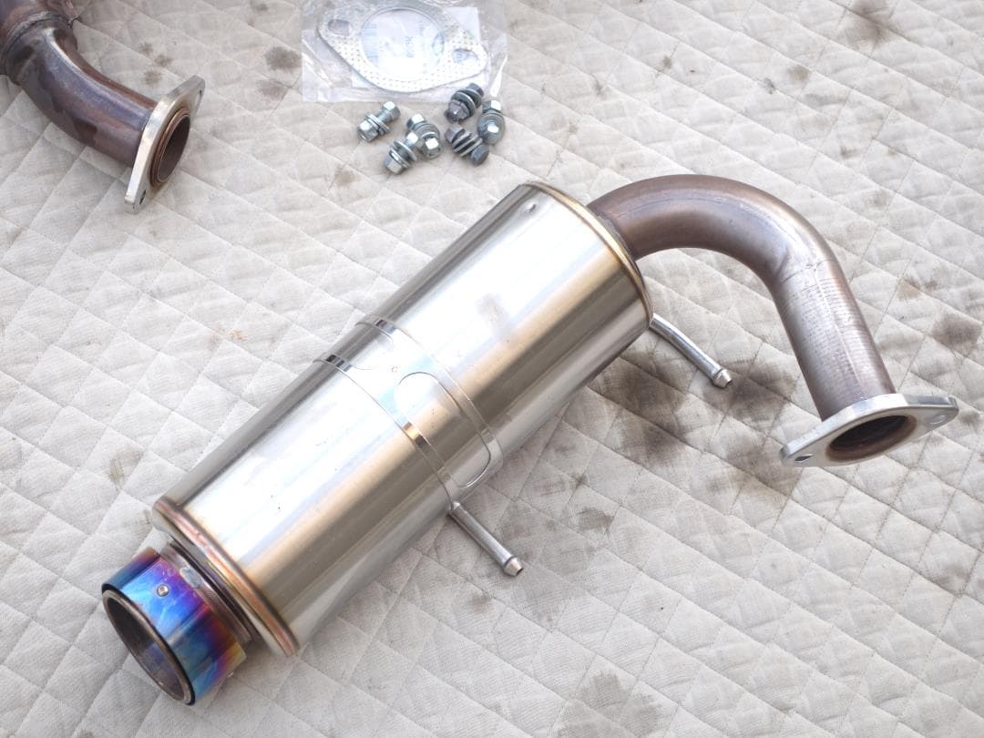 HKS マフラー スぺックL２ zn8 zd8 86 brz zn6 zc6