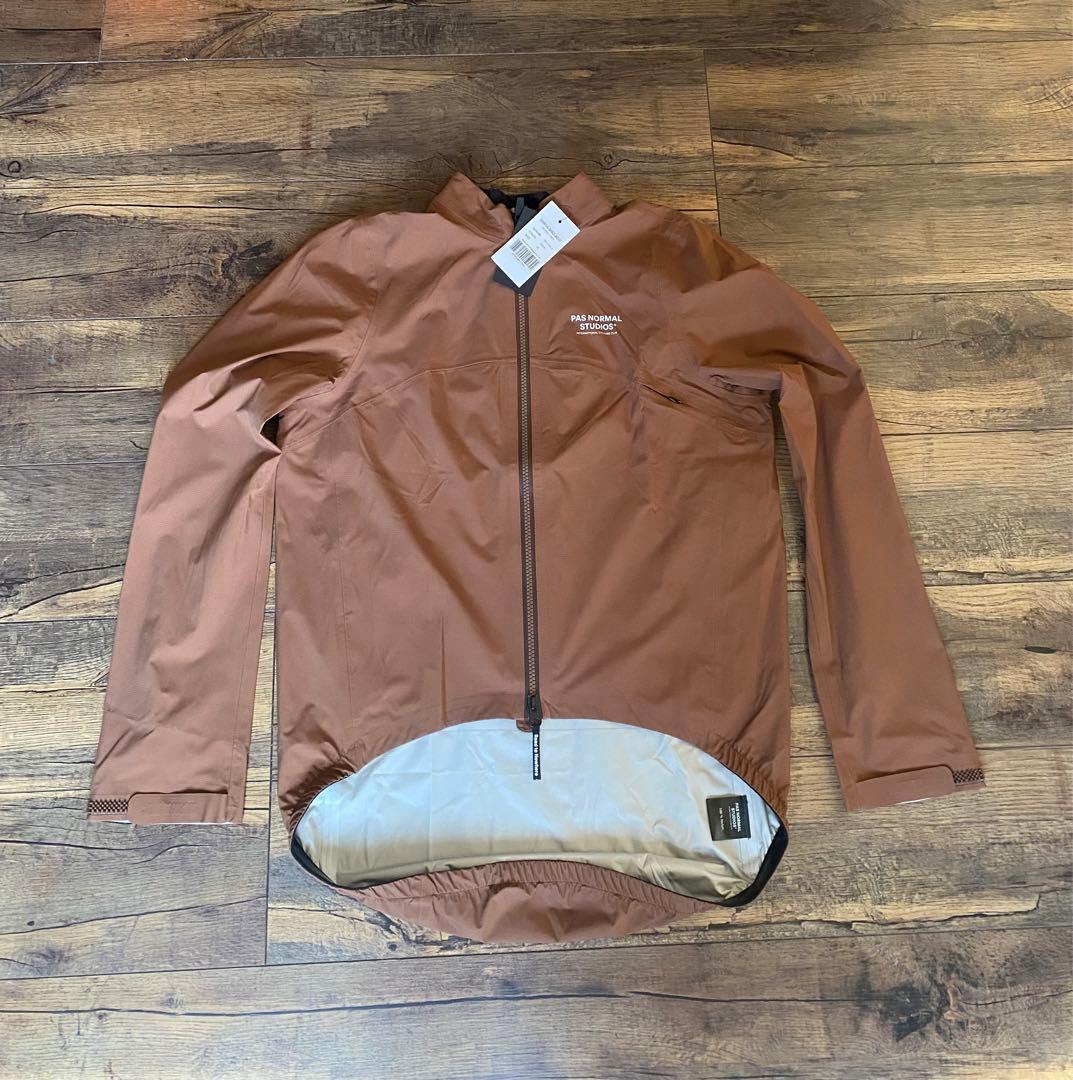 本知夢　新品　Women Essential Shield Jacket