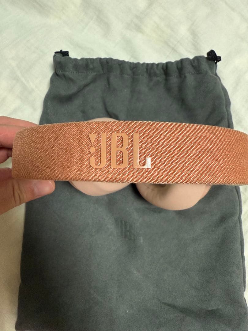 JBL ワイヤレスヘッドホン ピンク 収納袋付き