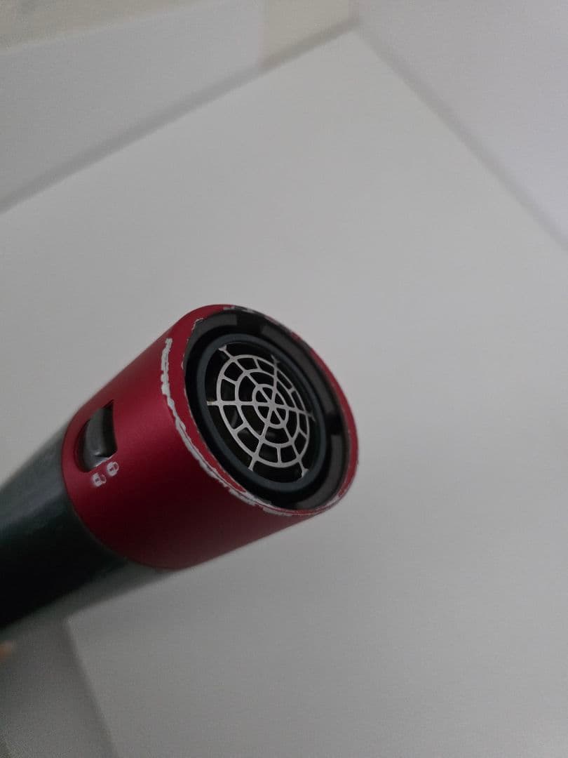 ダイソン　マルチスタイラー　エアラップ　シルバー / レッド