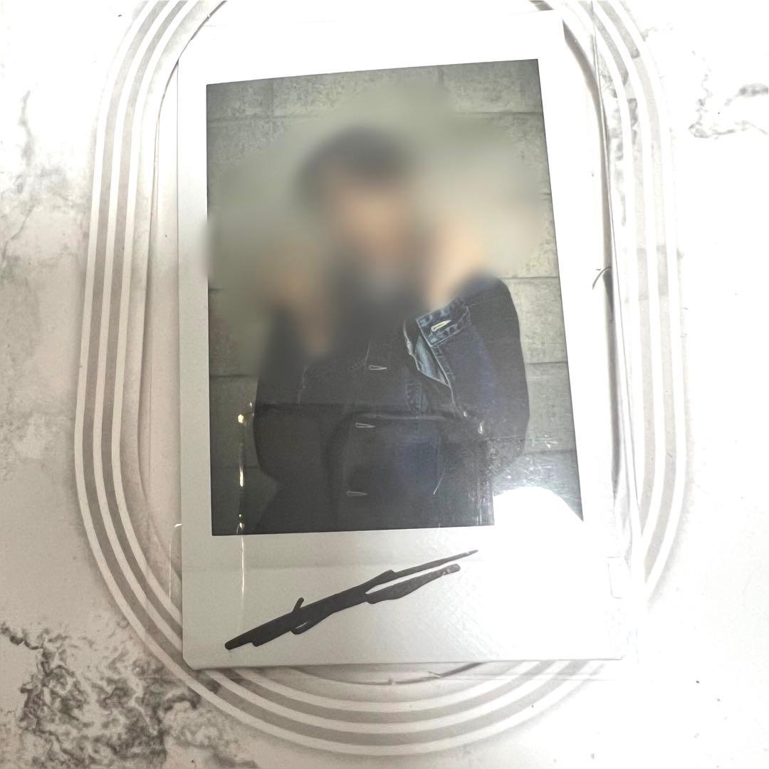 ATEEZウヨンサイン入りポラロイド