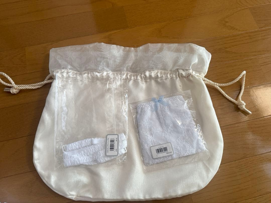 セモア　ブライダルインナー