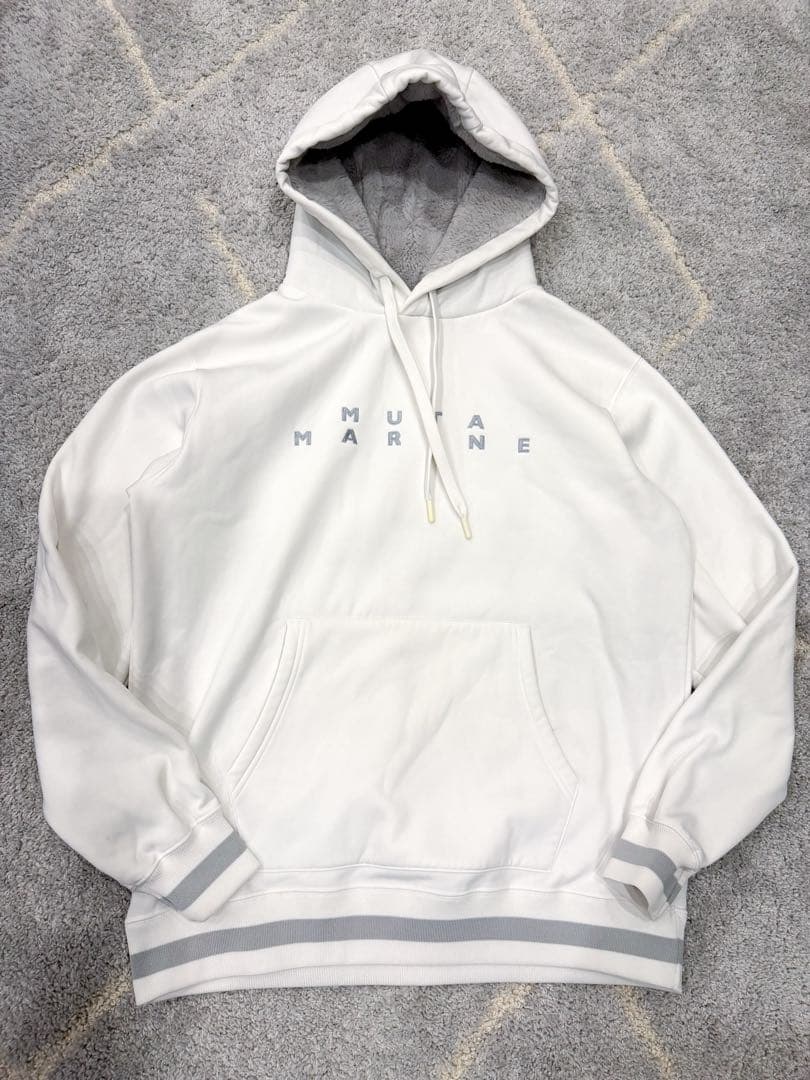 muta MARINE KARUISHI プルオーバーパーカー