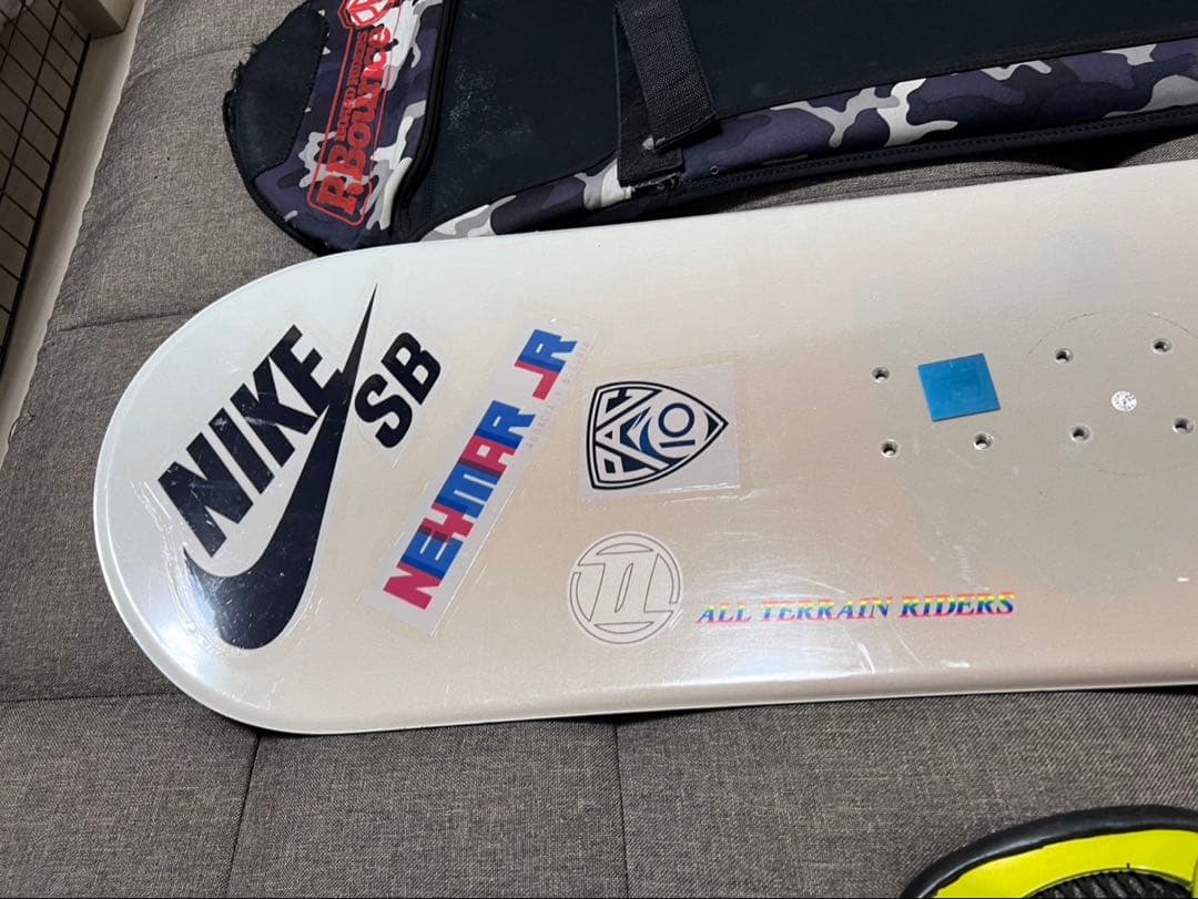 【ケース付き】スノーボード 板2枚セット（送料込み）