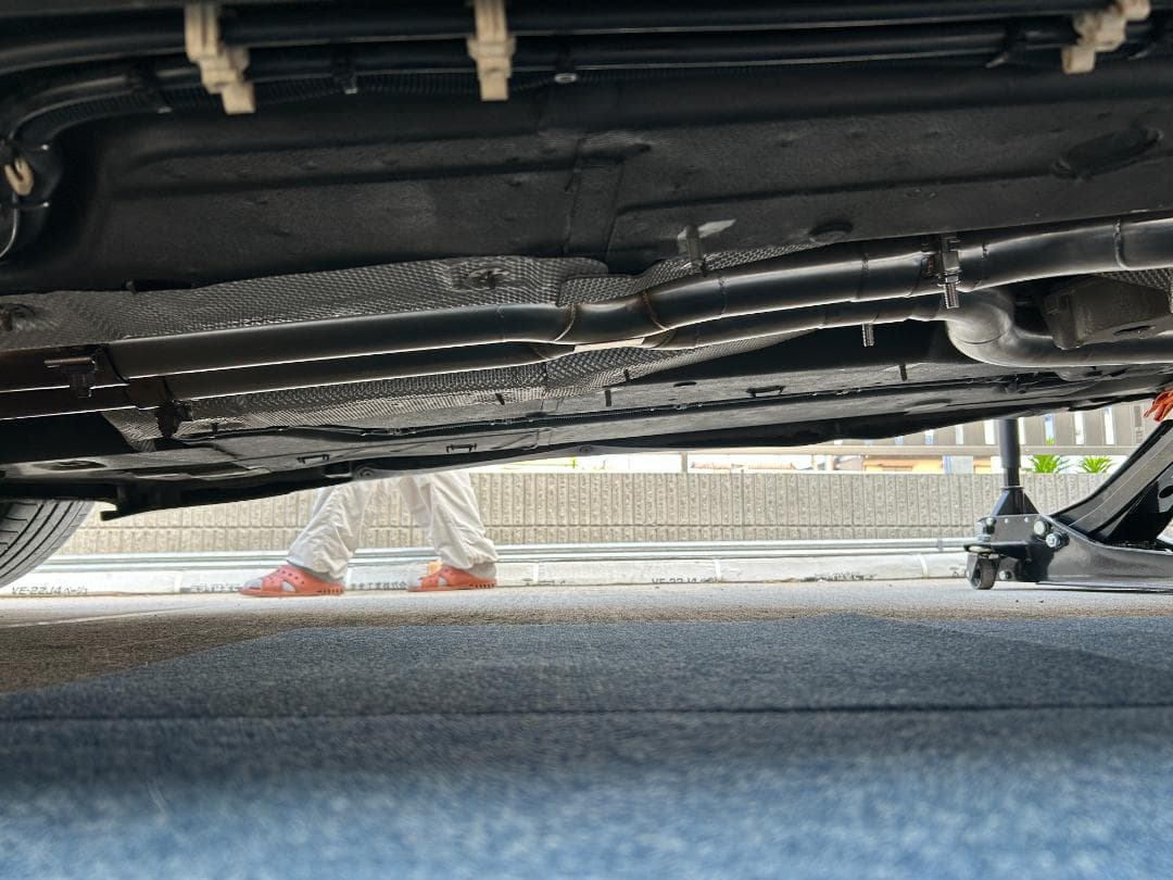 マセラティ グラントゥーリズモ センターパイプ 送料無料 新品未使用