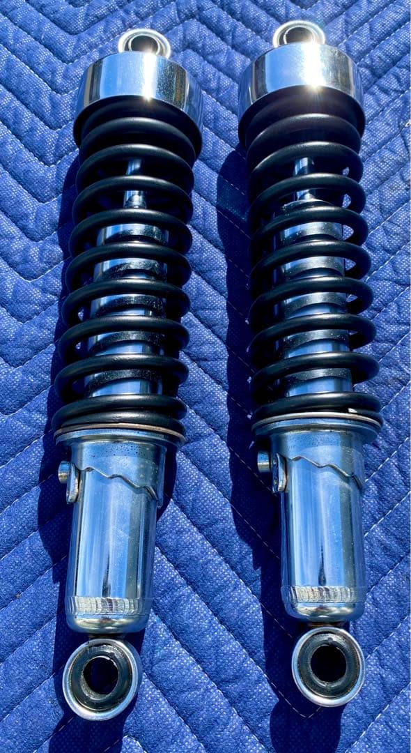 SR400 SR500 ヤマハ純正　リアサスペンション　黒　マットブラック